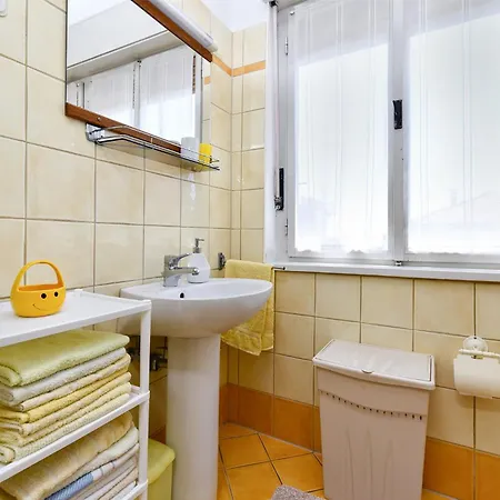 Mirela 1554 Apartamento