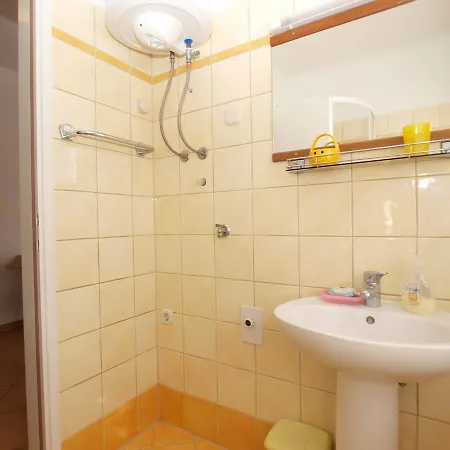 Mirela 1554 Apartment